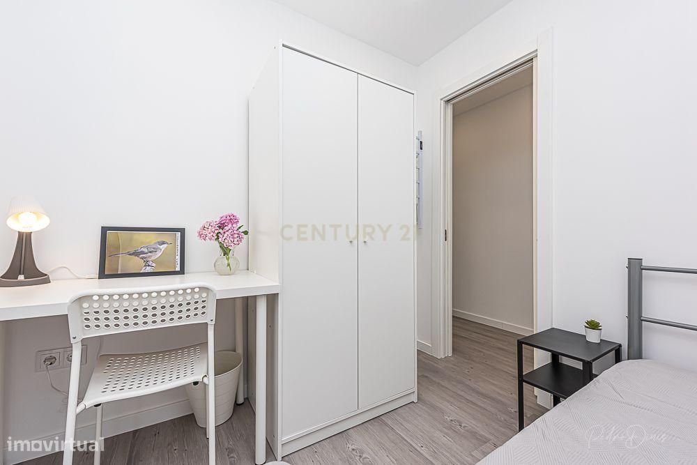 Alojamento Estudantil LÁ-SALETTE  ( quarto Toutinegra Real 6m2 )