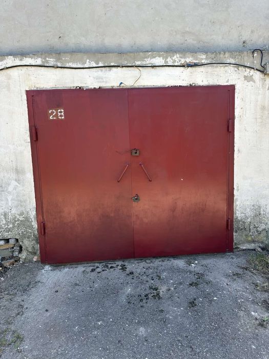 Гараж Ленкавського Манхеттен центр озеро 33,8м