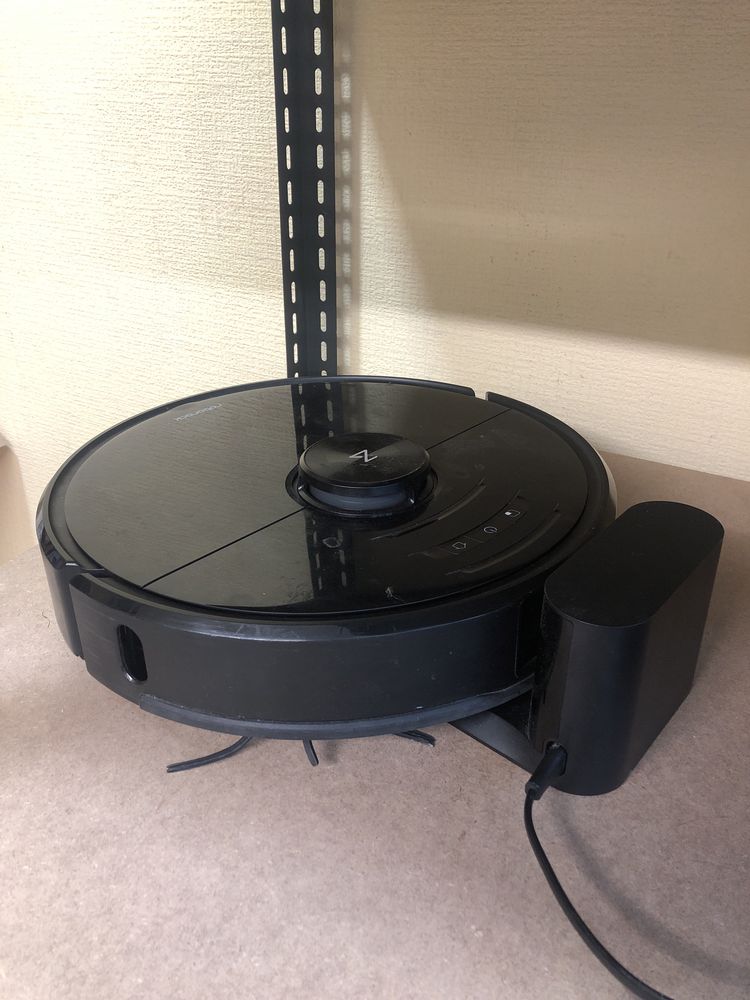 Roborock s6 maxV робот пилосос