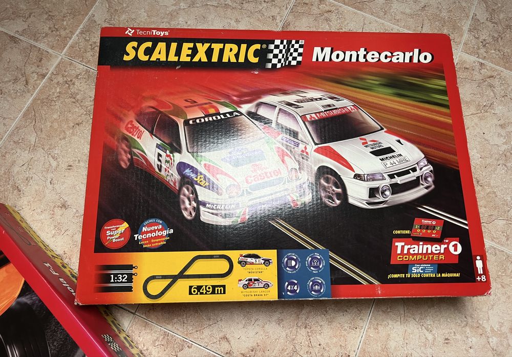 Pista de carros Scalextric F1 e Montecarlo