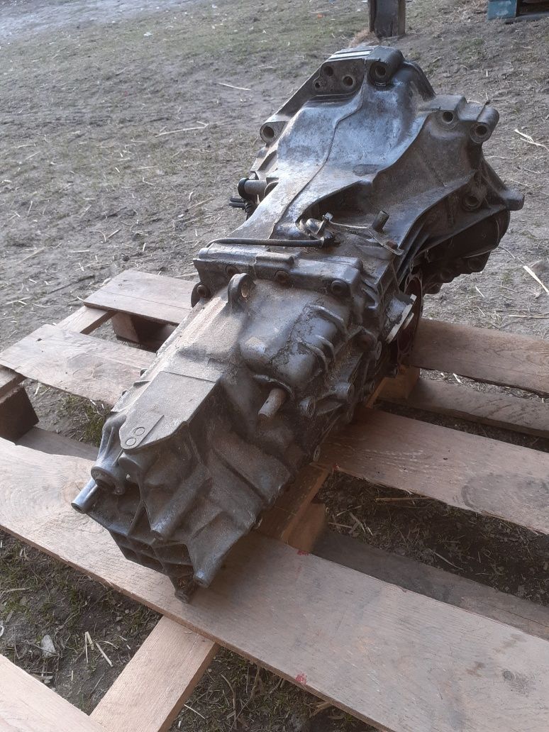 Skrzynia biegów passat b5.