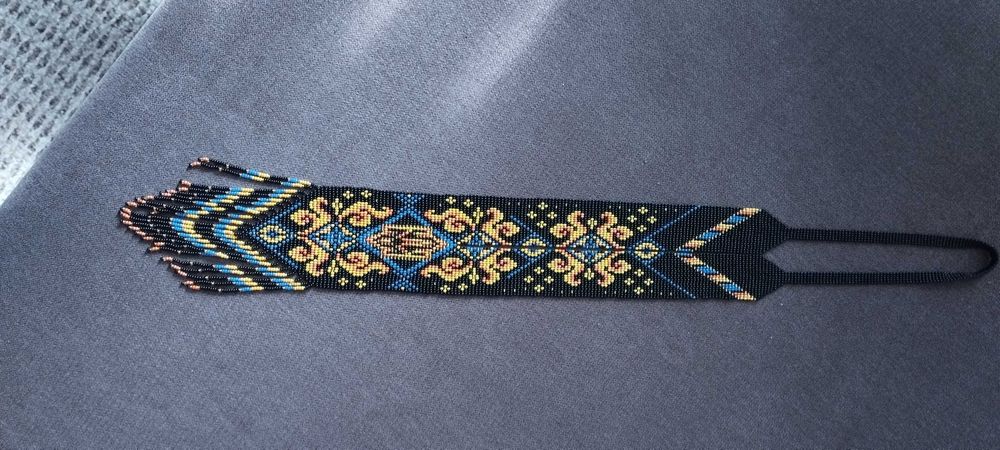 Гердан ручної роботи в етнічному стилі
