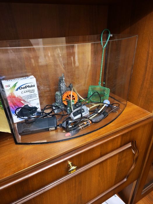 Аквариум 20 л и всё для что в нём