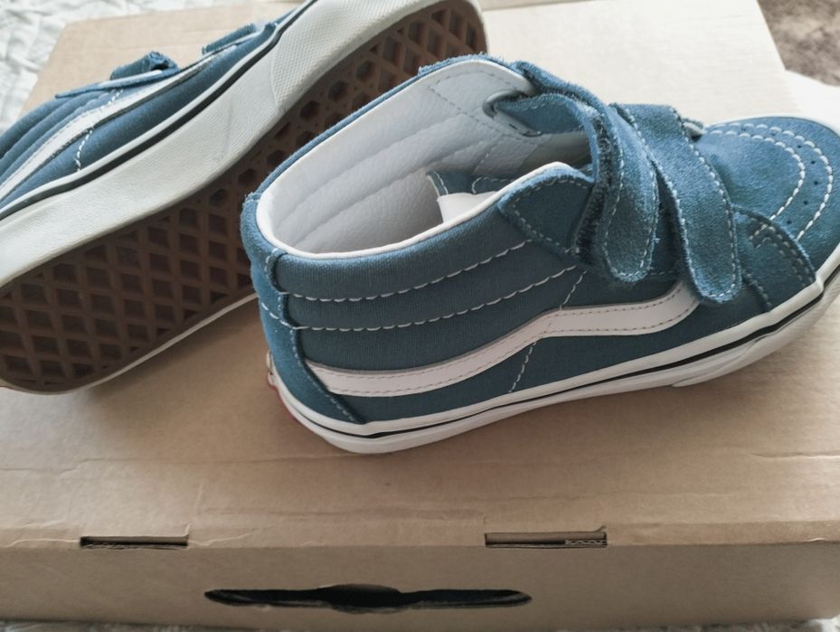 Черевички для дівчинки