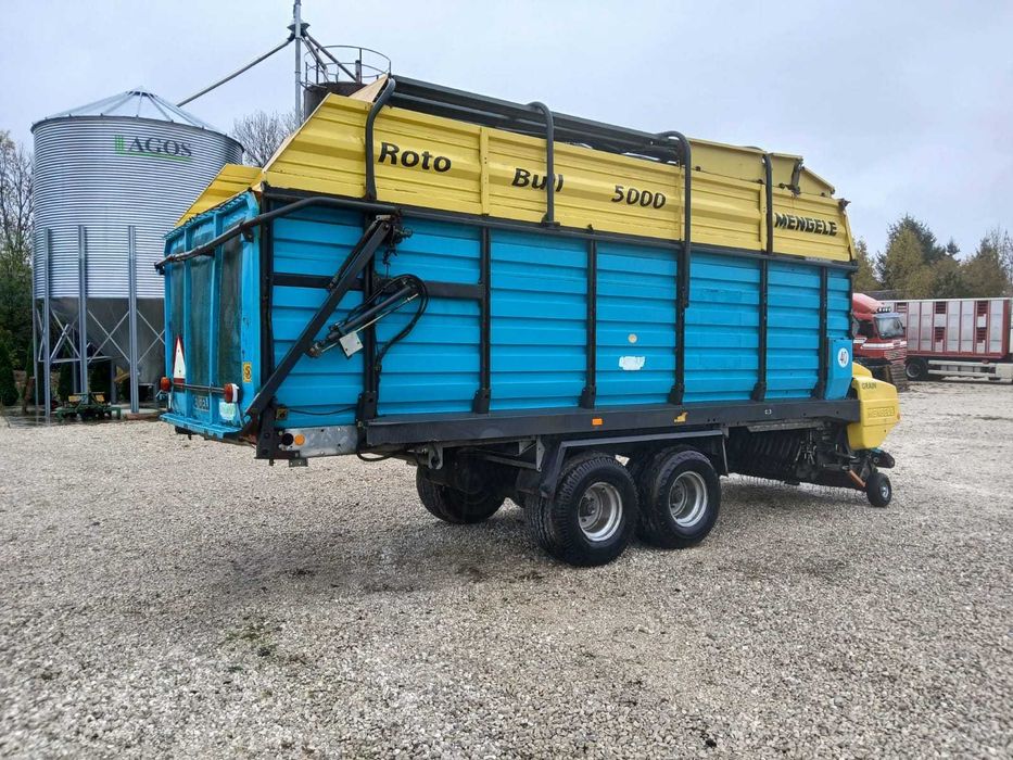 Przyczepa samozbierającą Mengele roto bull 50000