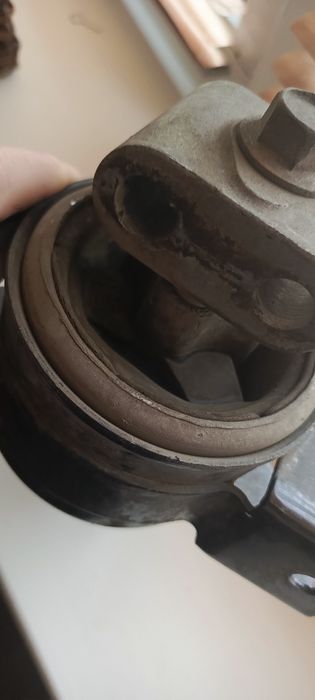 Подушка двигателя Авео 1,5