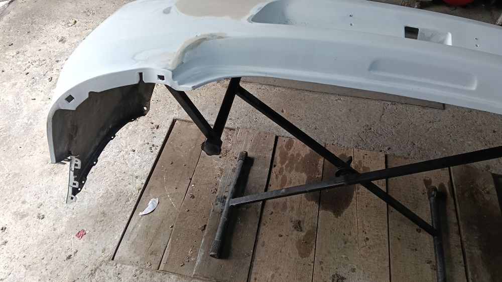 Бампер зад пежо 301