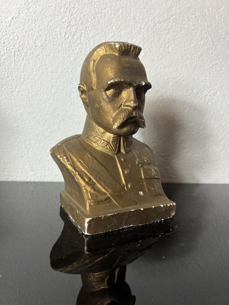 Gipsowe popiersie marszałka Piłsudskiego vintage prl