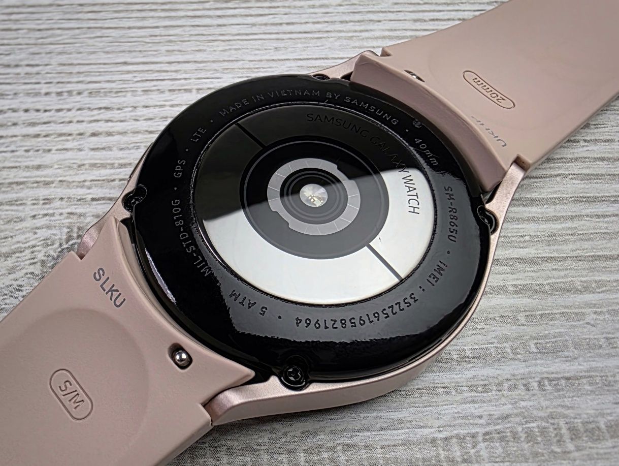 Смарт-годинник Samsung Galaxy Watch4 40mm LTE Gold (SM-R865U)