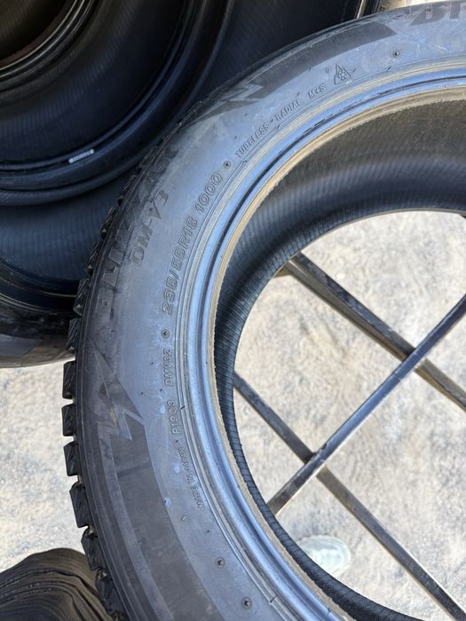 Шины Бу 235 55 R 18 Bridgestone Blizzak dm v3 резина зима япония