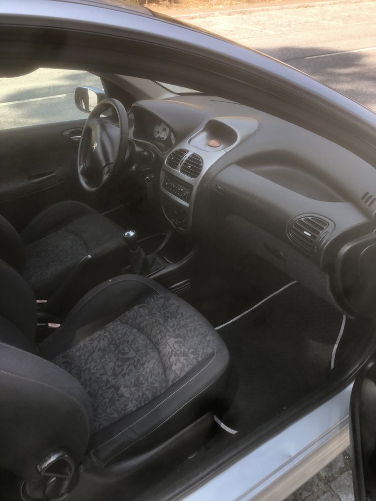 Peugeot 206 Quiksilver