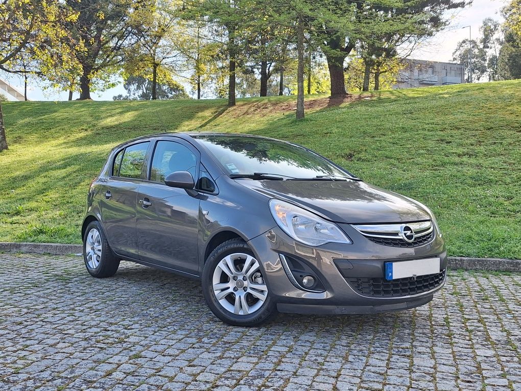 Opel Corsa 1.2 D Apenas 129 mil klms