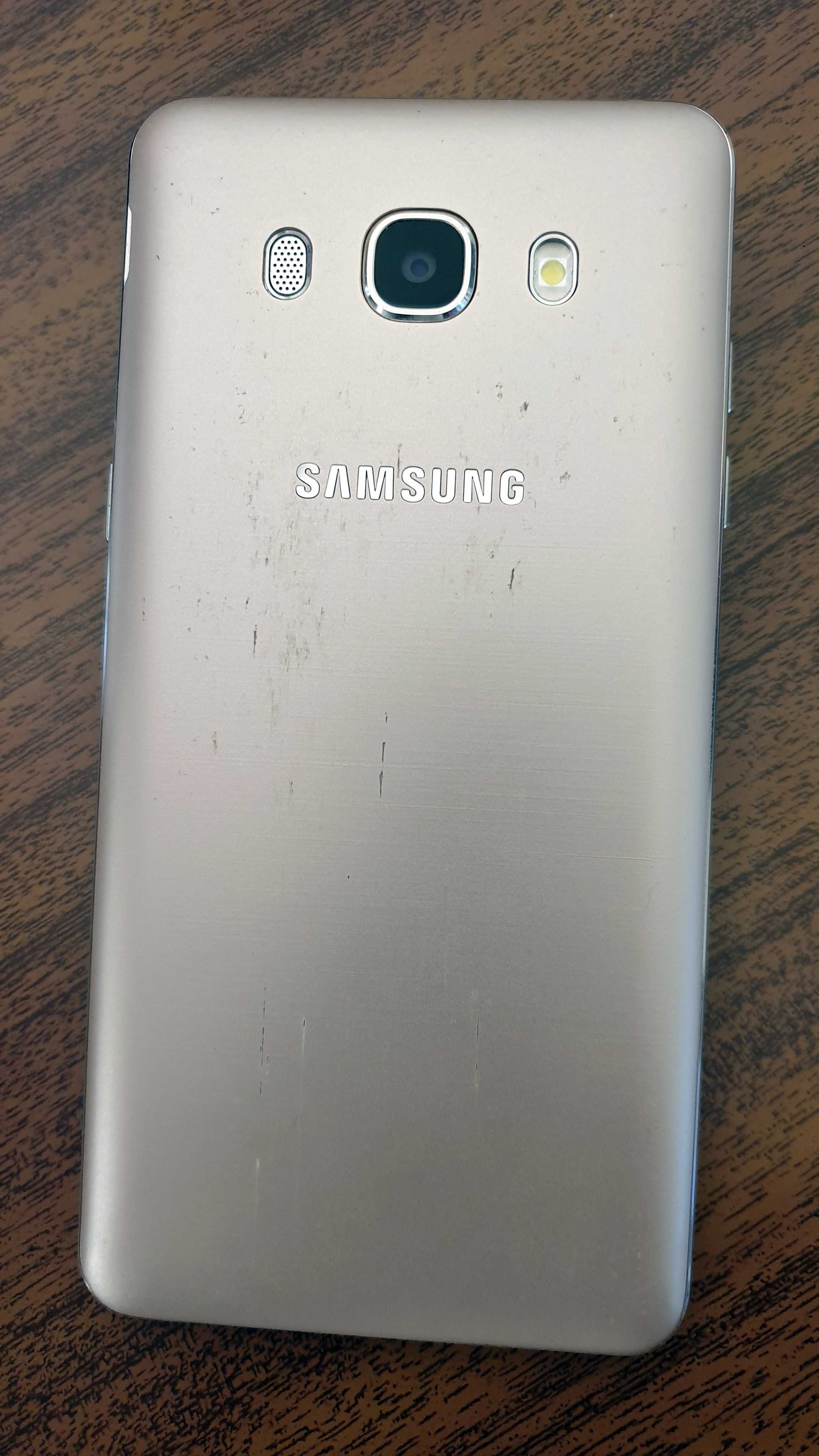 Samsung Galaxy J5 6