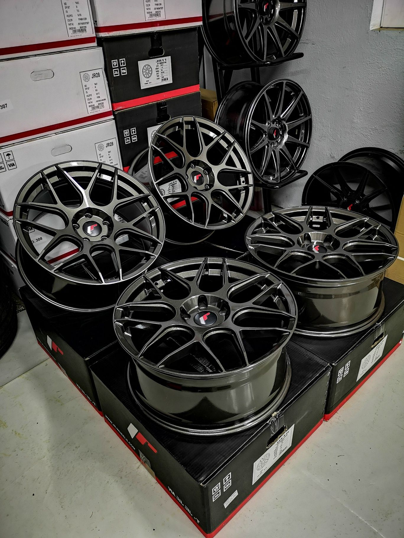 Felgi Japan Racing JR18 19" 8,5J + 9,5J 5x112 5x120 BMW