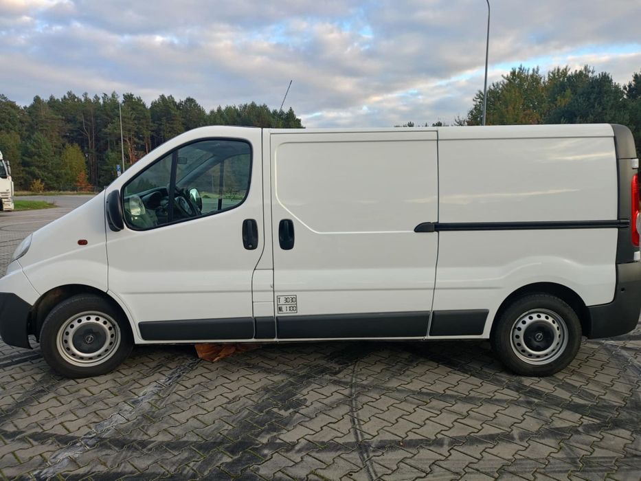 Opel Vivaro  Opel vivaro 2012r. Long drzwi rozsuwane z obu stron ZOBACZ WARTO!!