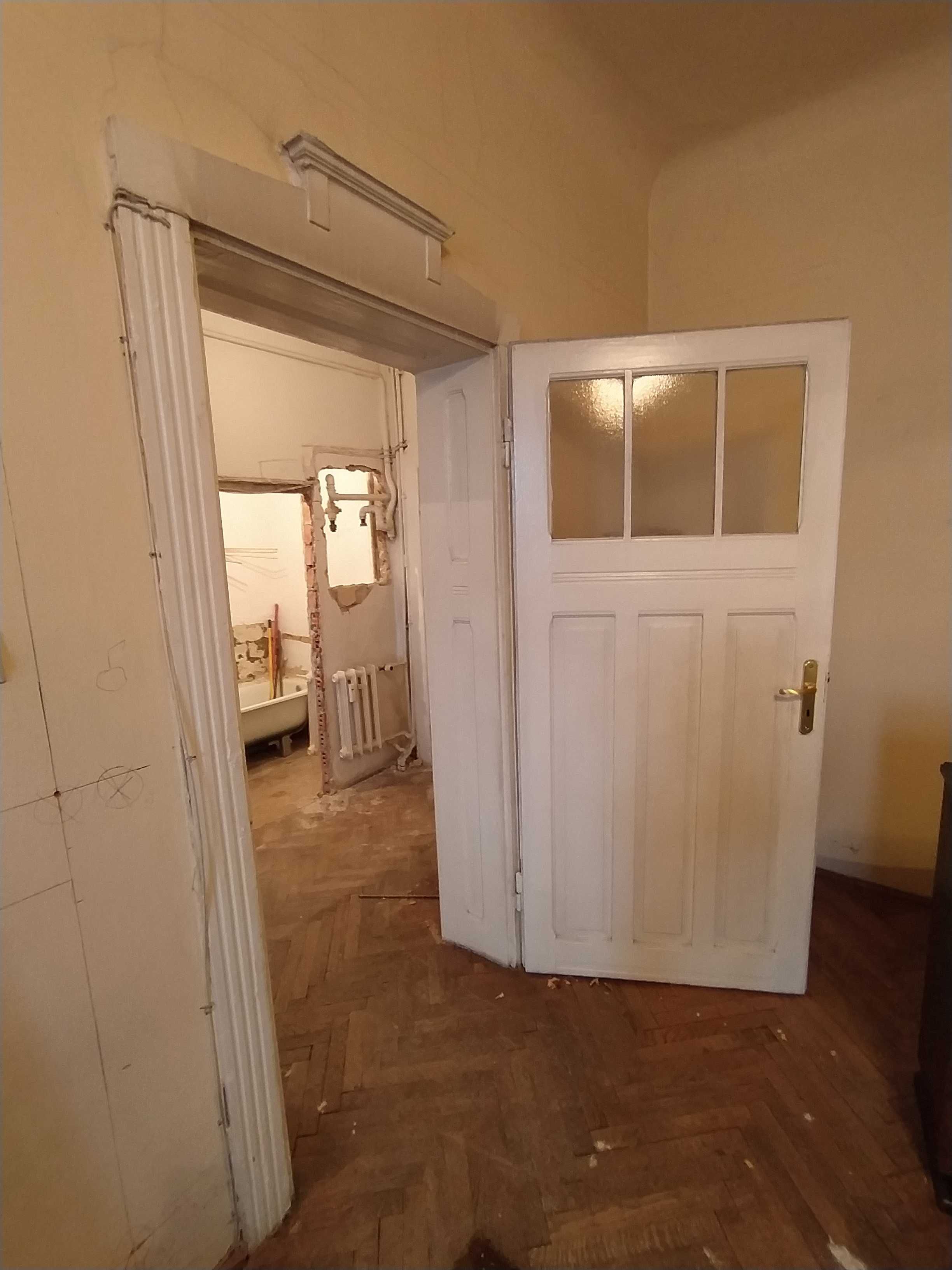 Stare drzwi przedwojenne