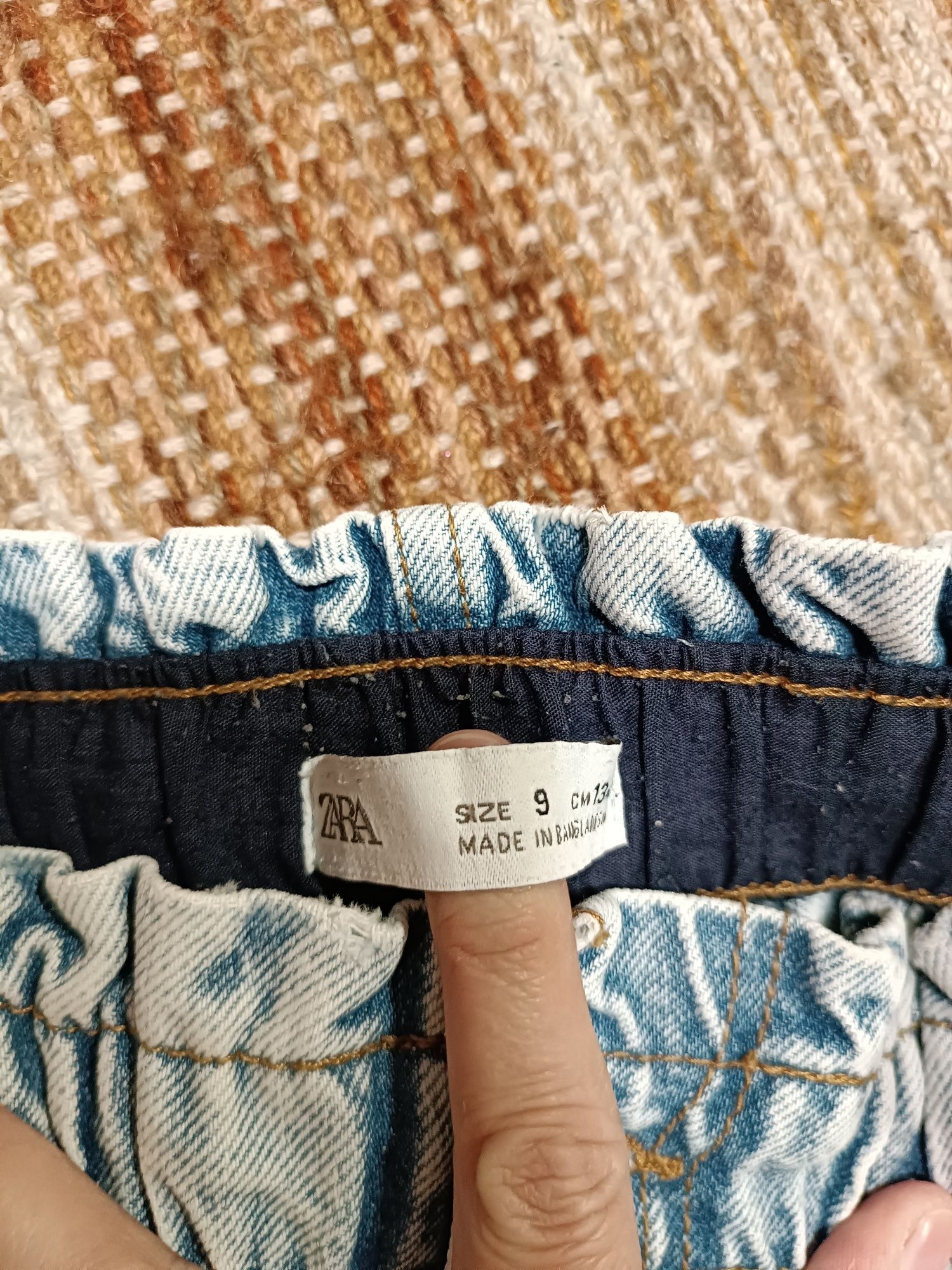 Calças de ganga marca Zara tamanho 9 anos