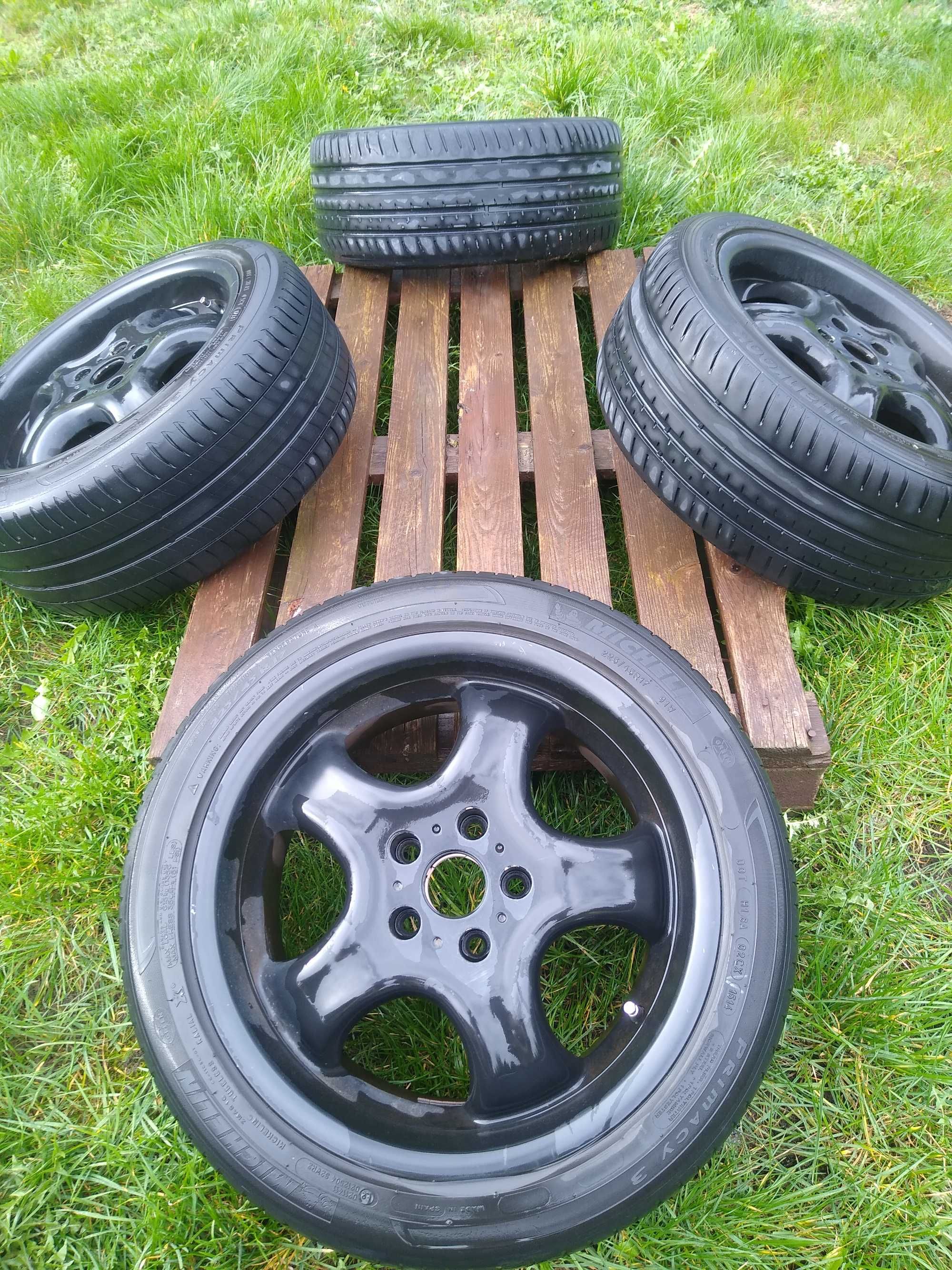 Felgi aluminiowe 5x112 17 cali 8 cali szerokość opony 225/45  audi, vw