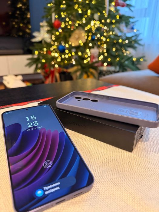 Samsung Galaxy S24 256GB Cobalt Violet в ідеальному стані