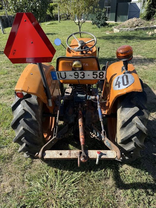 Kubota L225 com matrícula 4.200€