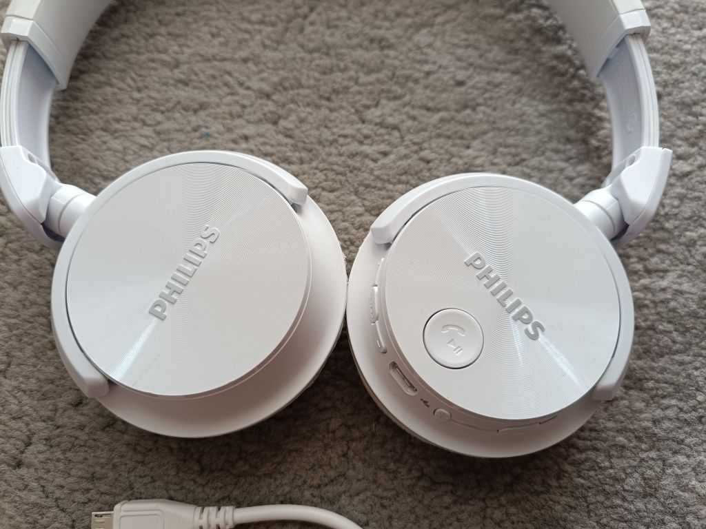 Słuchawki bezprzewodowe nauszne Philips SHB3060WT