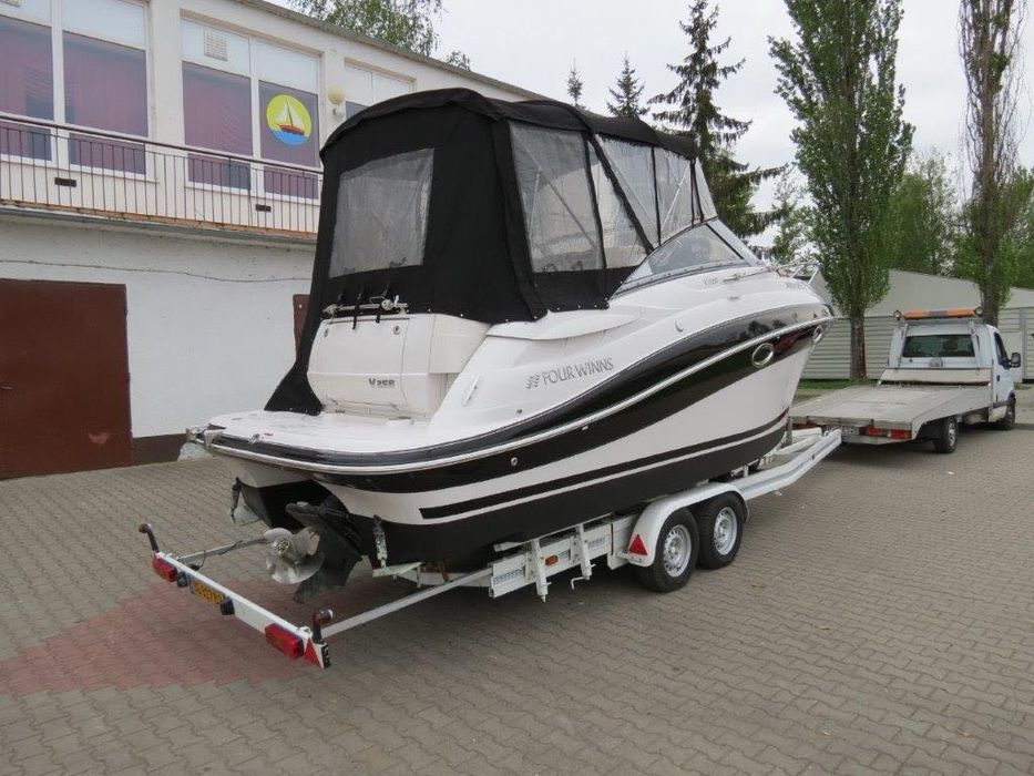 Łódź motorowa Four winns vista 258