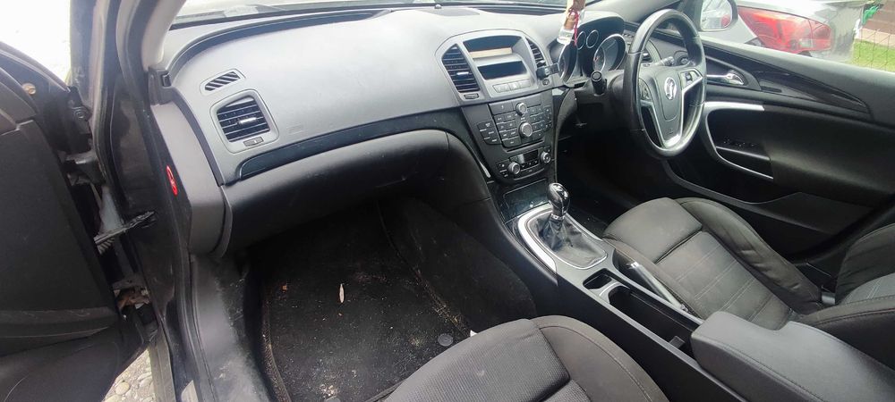 Opel Insignia 1.8 16V Kod Z18XER  ALU 18"  LAKIER Z20R  Cała na Części