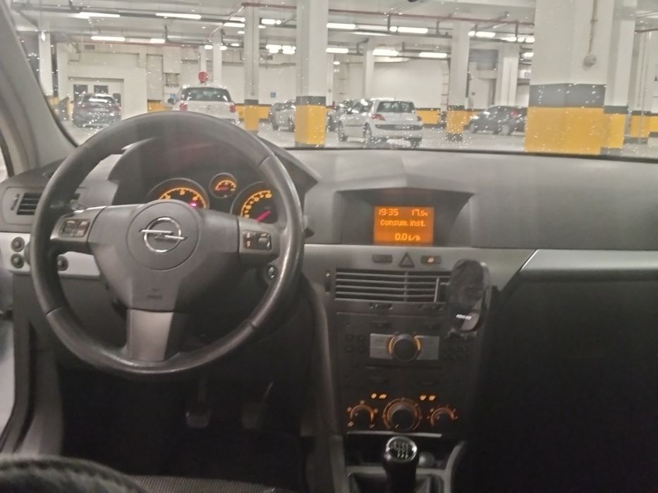 Opel astra 1.3 CDI ano 2006