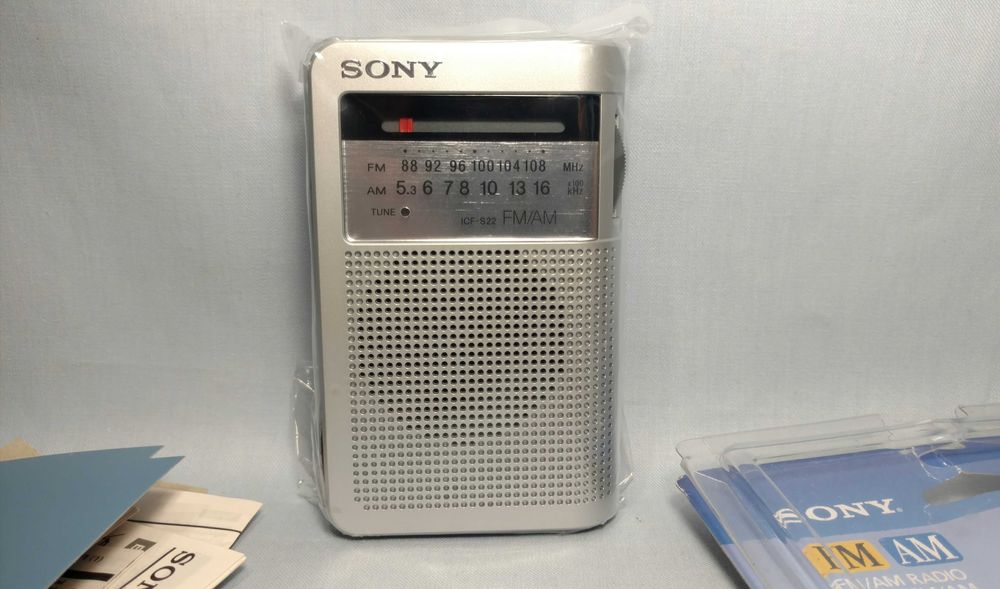 Портативне радіо Sony ICF-S22 AM/FM