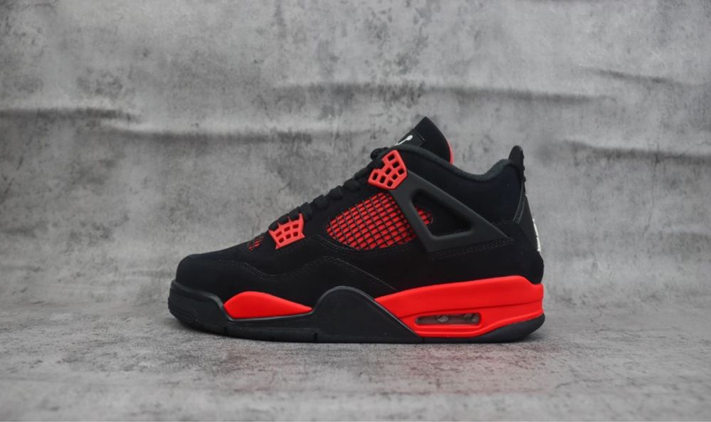 Jordan 4 nunca usado com caixa