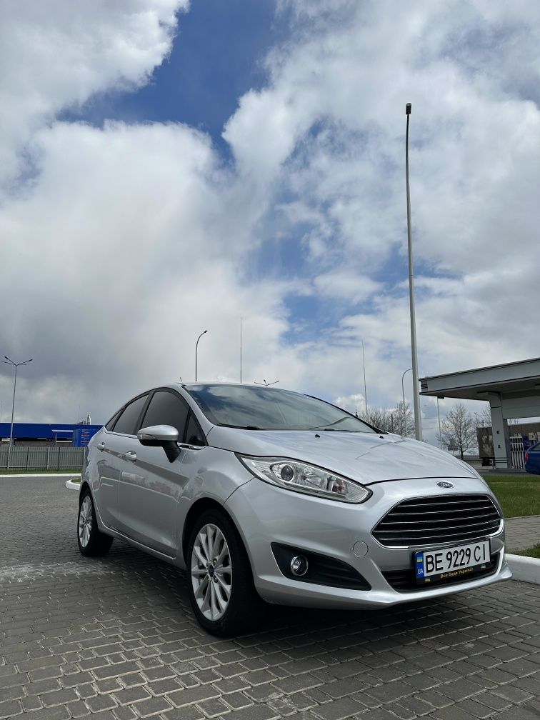 Ford fiesta TITANIUM