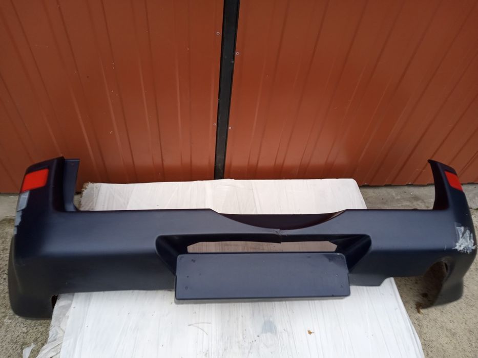 Suzuki Grand Vitara 2 1.9 DDiS Zedrzak Tył Z2U