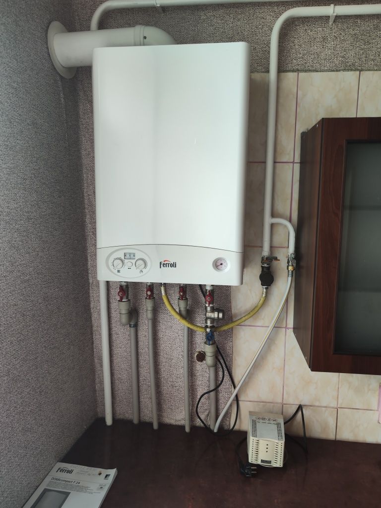 Сдаю 2к/кв Декабристов 2/2 мебель,техника,авт.отопление 5500