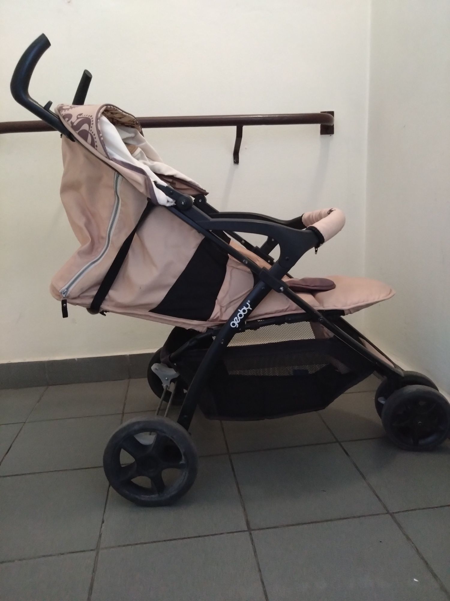 Spacerówka Geoby C409