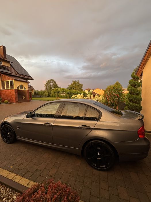 Bmw e90 2009r - 2,0 143km 10 lat w moim posadaniu, bez wkładu