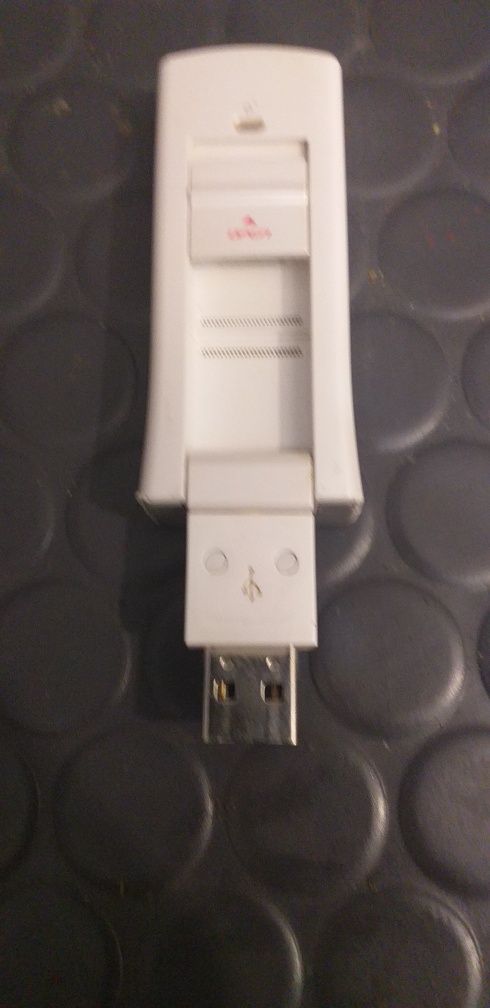 Продам модем 3G USB VERIZON UM175