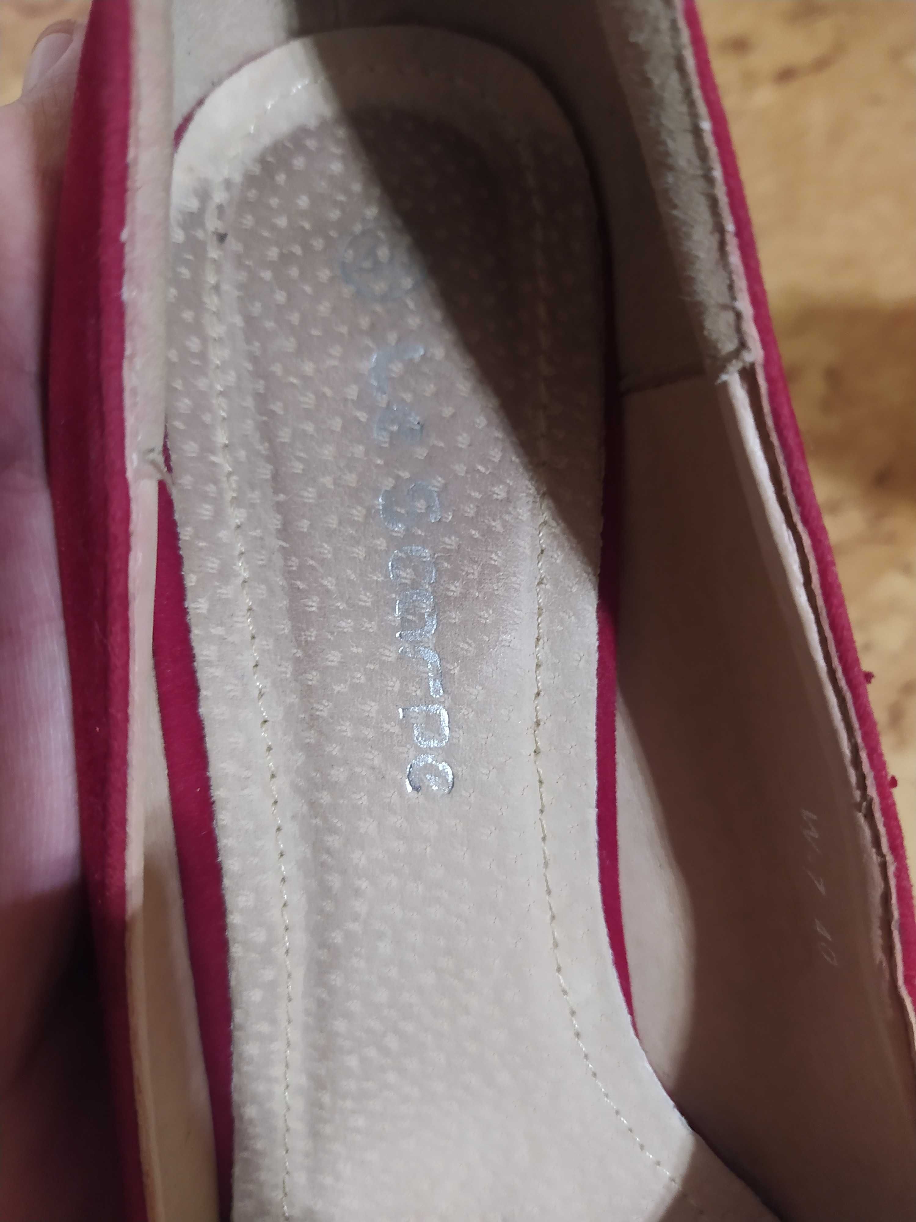 Жіночі туфлі Le Scarpe (розмір 40)