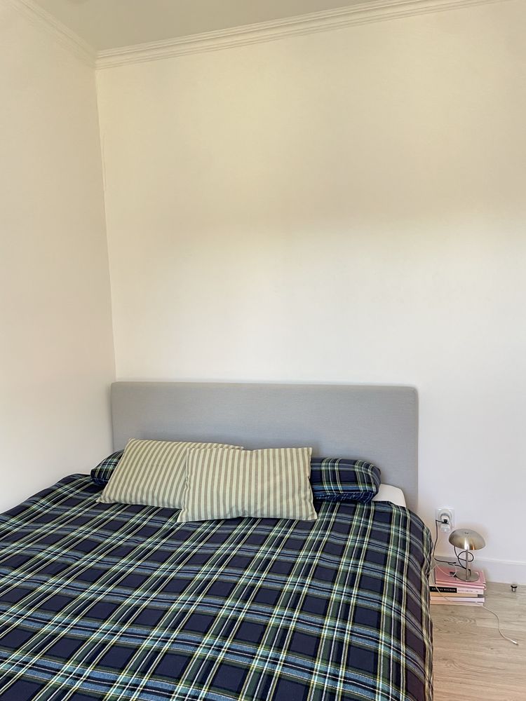 VENDO CAMA com cabeceira estofada