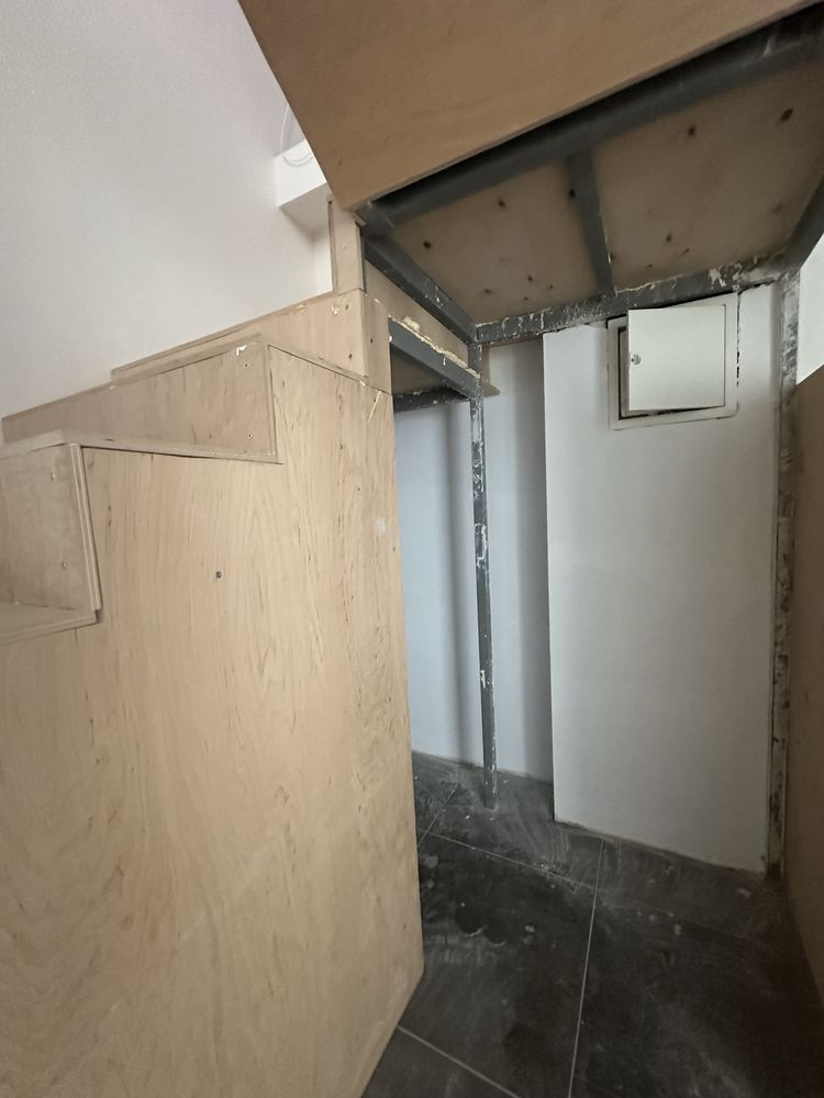 Продаж 2-х рівневоі квартири 135 кв. м по вул. Лютнева  ЖК Первоцвіт