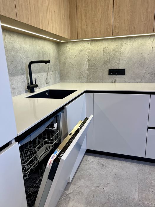 Елітна 3кім 108м на 4 пов з видом на озеро в ЖК Парус вул Мазепи Благо