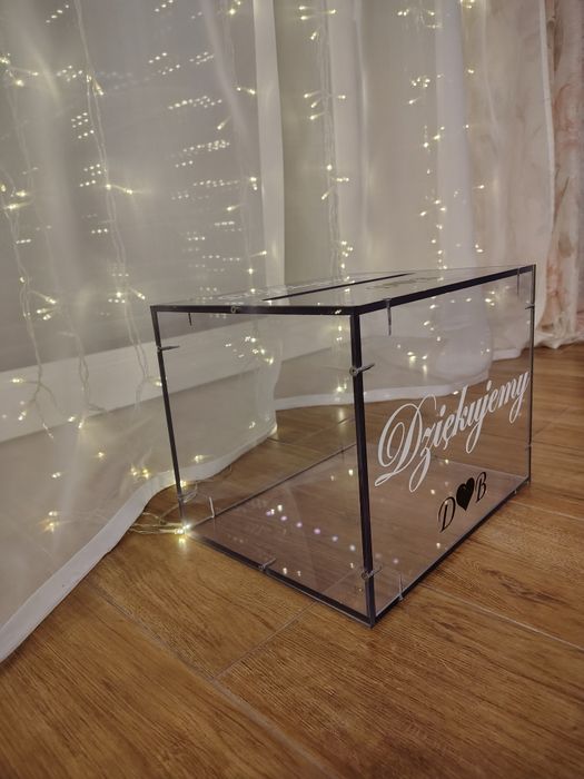 Solidna skrzynka na koperty do oklejenia