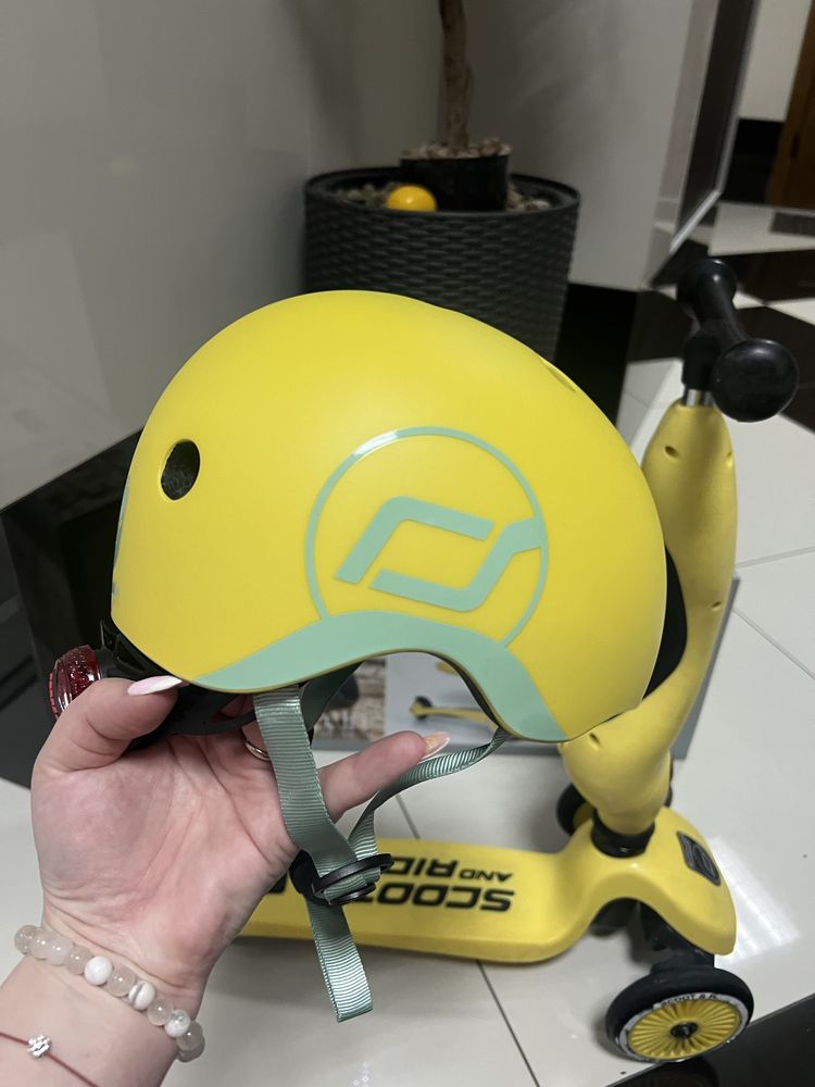 НОВЫЙ детский шлем защитный  Scoot and Ride с фонариком 45-51 см