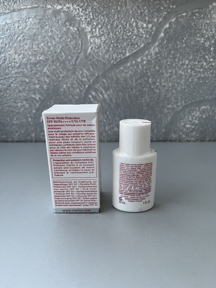 450 грн‼️ Захисний флюїд-екран для обличчя Clarins SPF 50