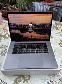 MacBook Pro 15” i7 16GB 256SSD