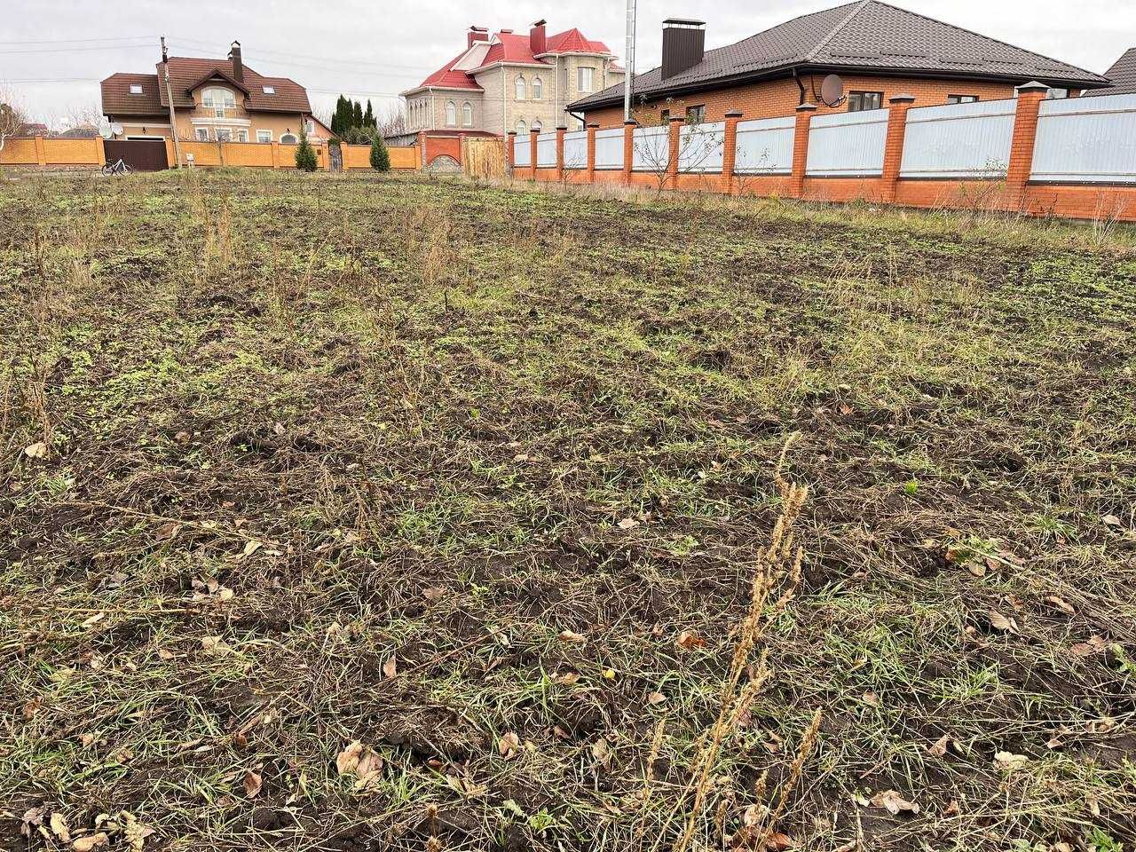 Продам ділянку землі в межах міста