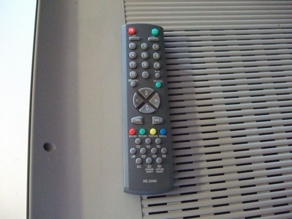 TV 28'' (71 cm) Watson FA2803 TS (televisão com comando)