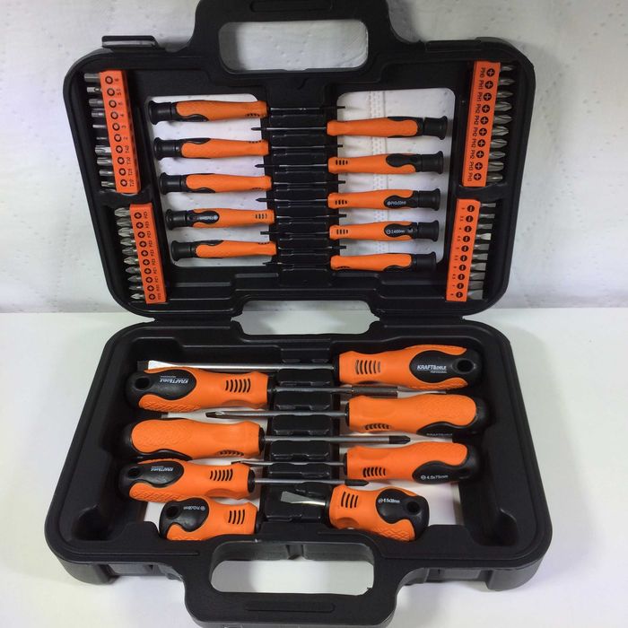 Zestaw śrubokrętów i bitów 58el. KD10903