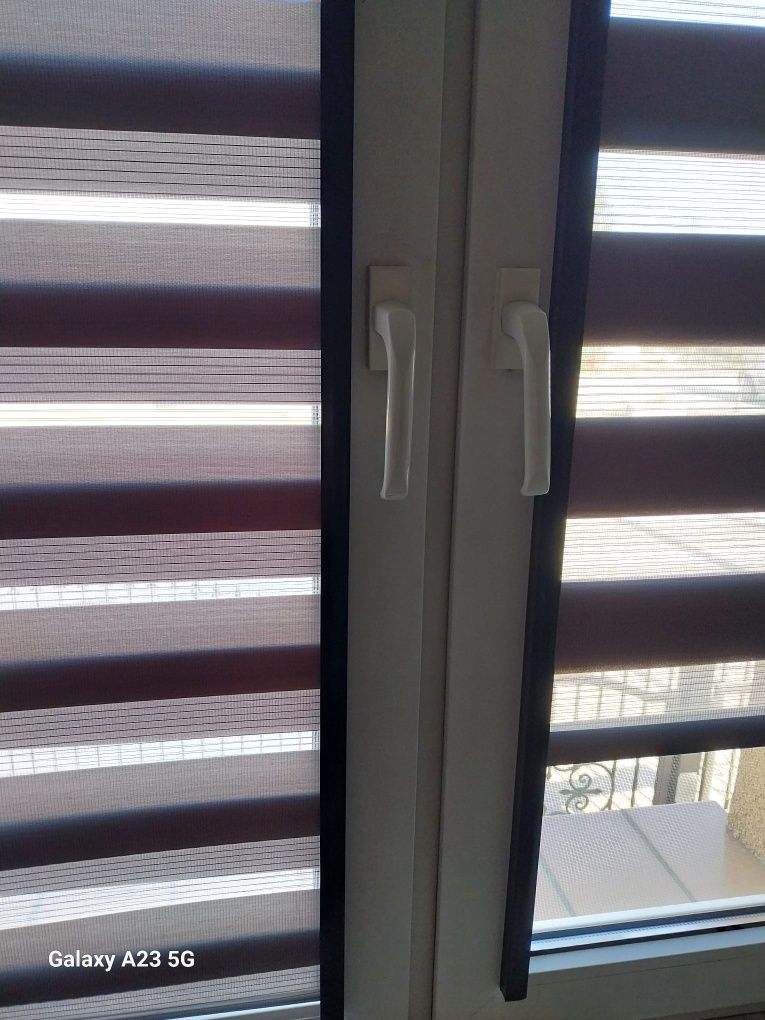 Okna okno plastikowe z roletami dzień noc zdemontowane