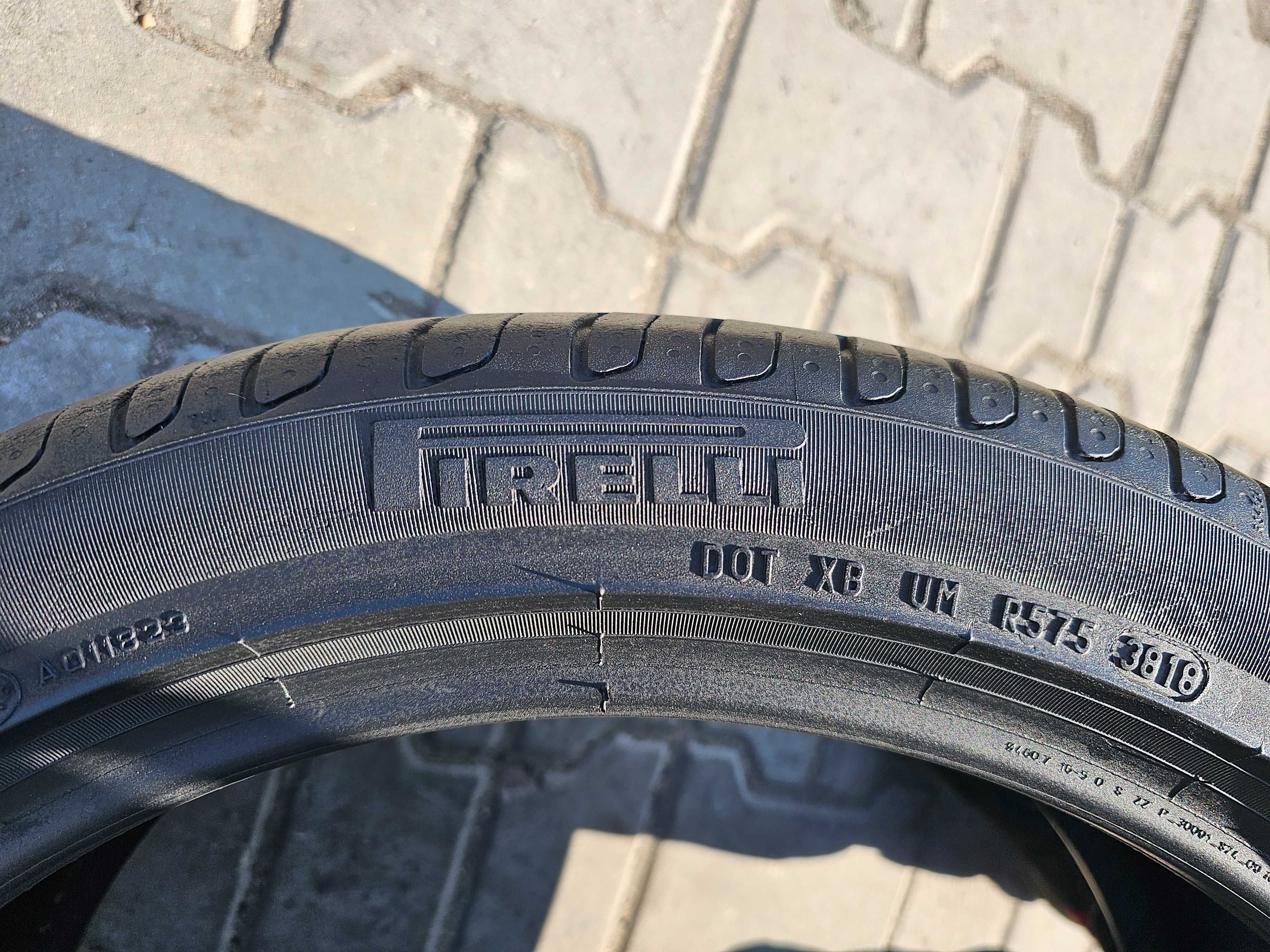 Lato Pirelli 215/45 R18 5mm