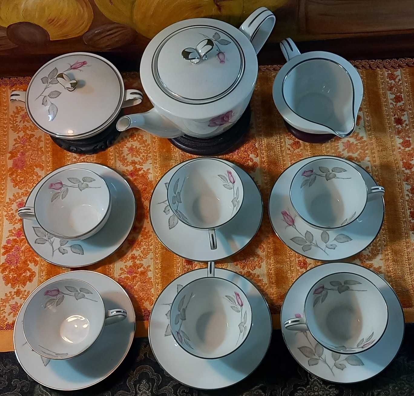 Disponível, Lindo sete de Chá, Vintage, Hand crafted, ZYLSTRA ROSE.
